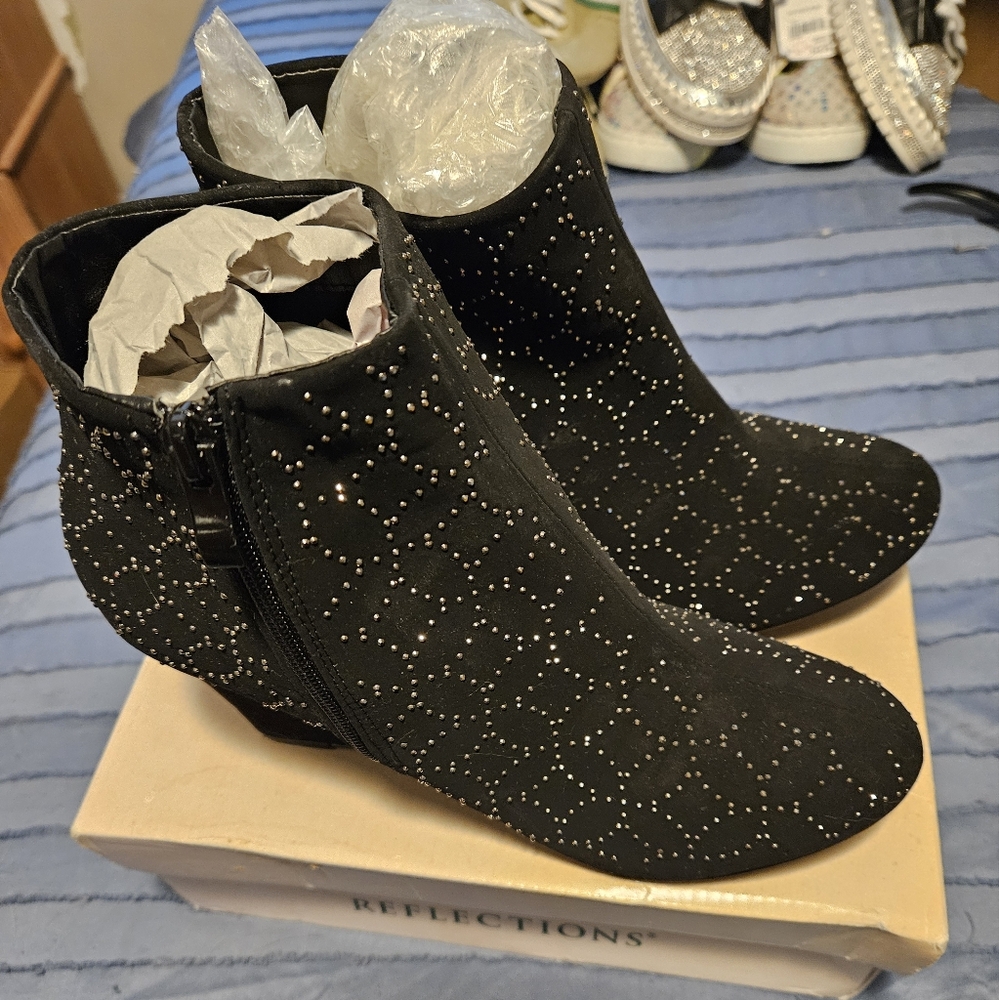 BRAND NEW ** Black Studded Ankle Boots